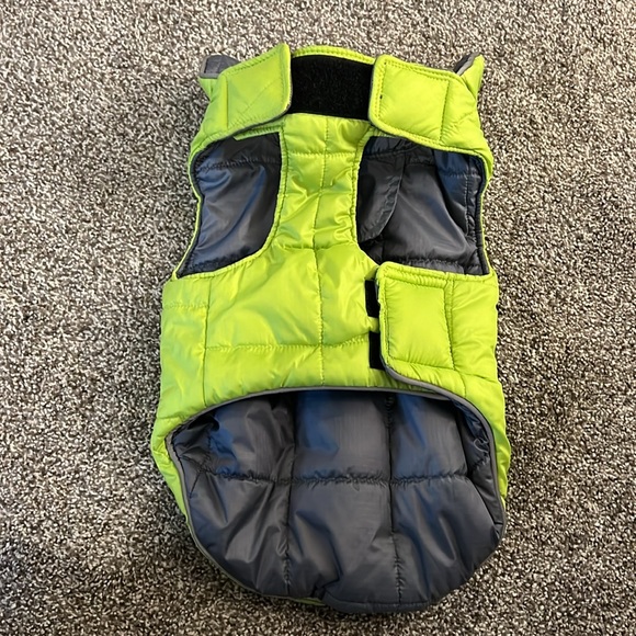 RC Pets Skyline Reversible Puffer Dog Vest - Picture 3 of 9